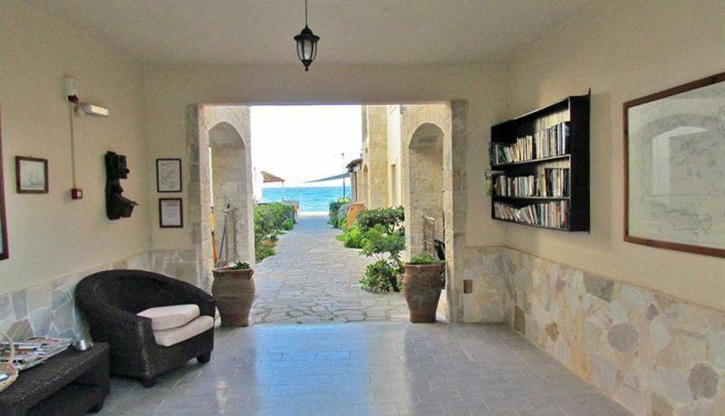 Villa Chrissanthi Sea ゴウヴァイ エクステリア 写真